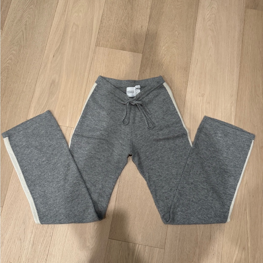 MADELEINE THOMPSON Charcoal Sweatpants with Ivory Stripes